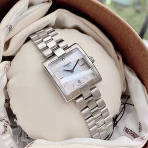Đồng Hồ Nữ Tissot T0903101111101 nữ vuông trắng dây kim loại (Size 23x28mm) - Ảnh 5