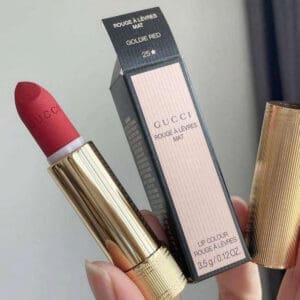 Son Gucci 25 Goldie Red Matte Đỏ Cổ Điển Hot Nhất Bí Quyết Gây Thương Nhớ - Ảnh 2