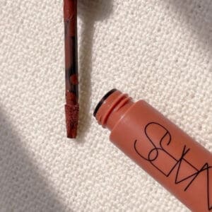 Son kem Nars Air Matte Lip Color Màu Thrust 7.5ml - Ảnh 2