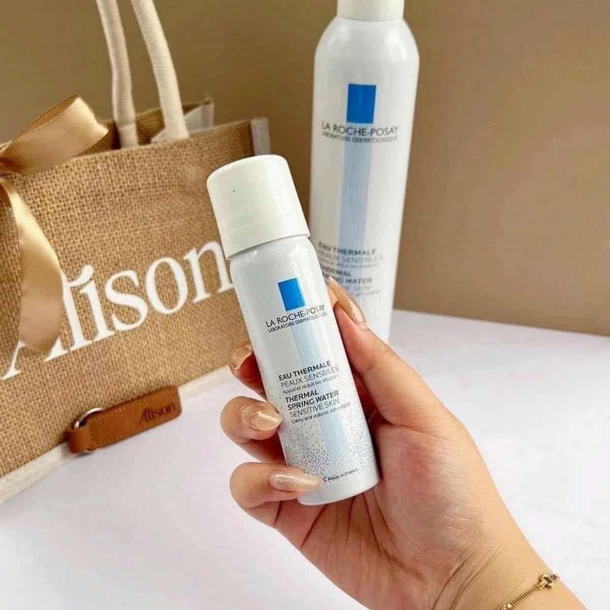 Xịt Khoáng La Roche-Posay Thermal Spring Water Mặt trước chai xịt khoáng La Roche-Posay mini 50ml